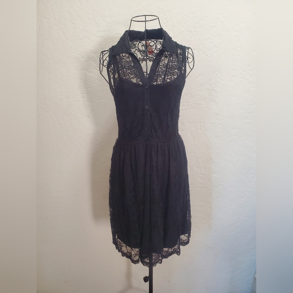 Black Lace Dress With Attached Black Slip. Size Large. NWOT.